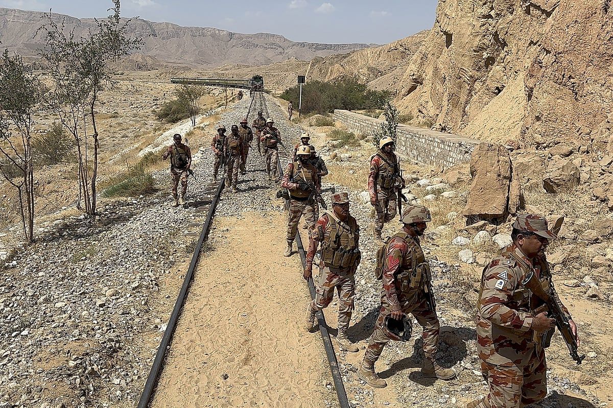 Pakistan'ın Güneybatısındaki Militan İntihar Saldırısı En Az Beş Kişiyi Öldürdü