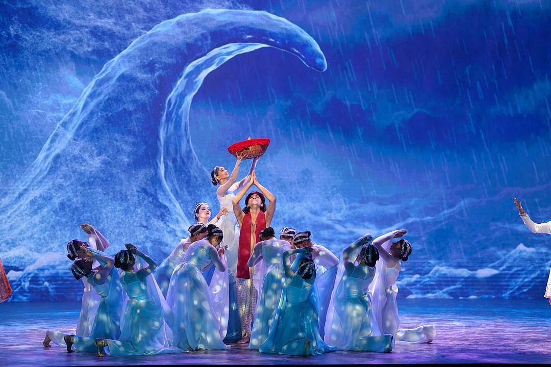 Rajadhiraaj: Aşk Hayatı Leela Broadway, Dubai Operasını Göz Kamaştırmaya Hazırlanıyor