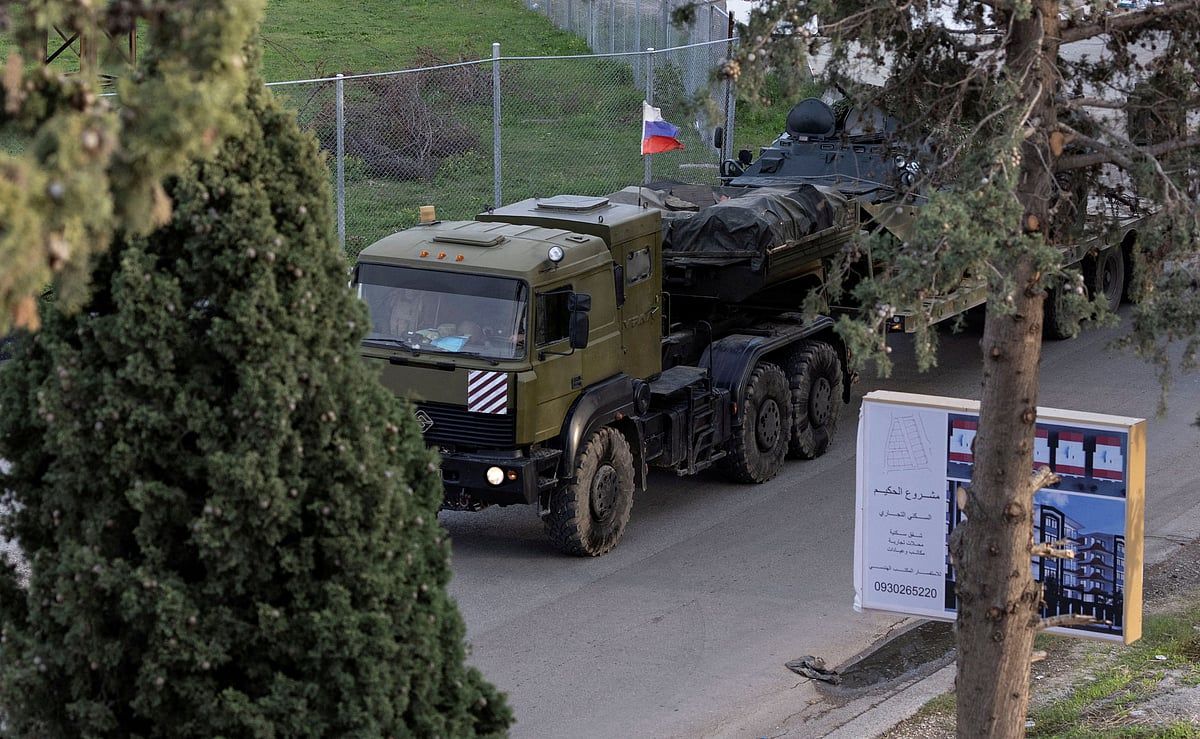 Rusya, Esad Sonrası Suriye'de Askeri Üs Tutmak için Kumar Oynuyor