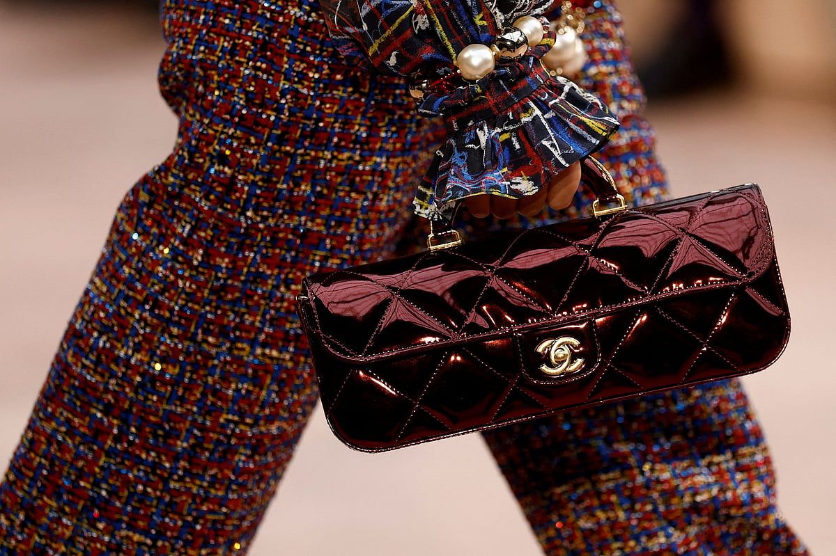 Tasarımcı Değişikliklerinde Lüks Moda Bahisleri Zorlu Bir Yolla Karşı Karşıya