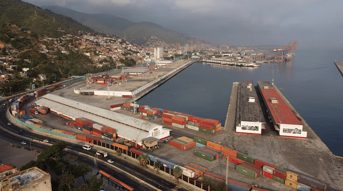 Trump, 2 Nisan'dan İtibaren Venezuela ile Ticaret Yapan Ülkelerde %25 Tarife Açıkladı