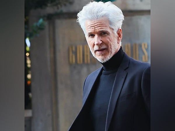 'Yabancı Şeyler' Yıldızı Matthew Modine 'Godzilla X Kong' Filmini Yönetiyor