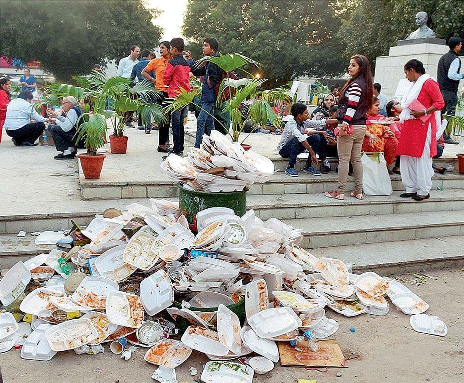 Yeni Delhi, Hindistan'ın Başkentindeki Canavar Çöp Yığınını Düzleştirmeye Yemin Etti