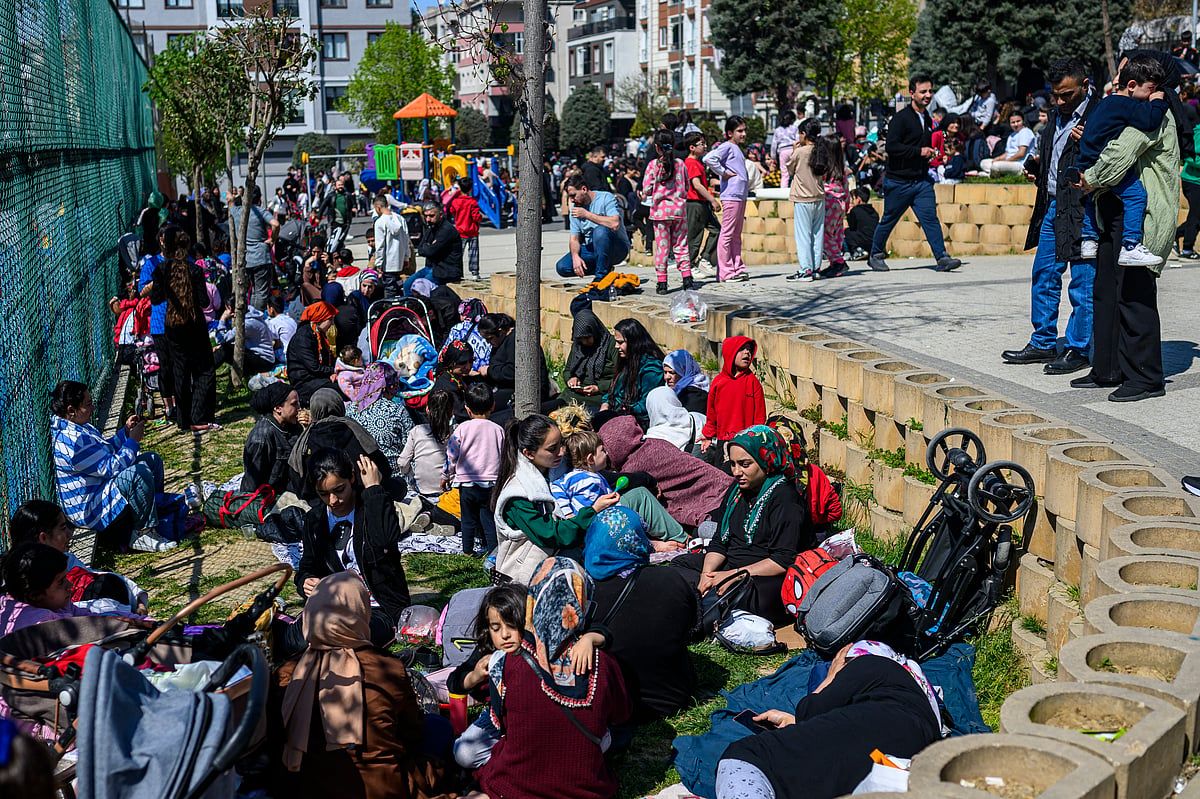 51 Artçı Sarsıntıları Güçlü 6.2 İstanbul Depremini Takip Etti: Bakan