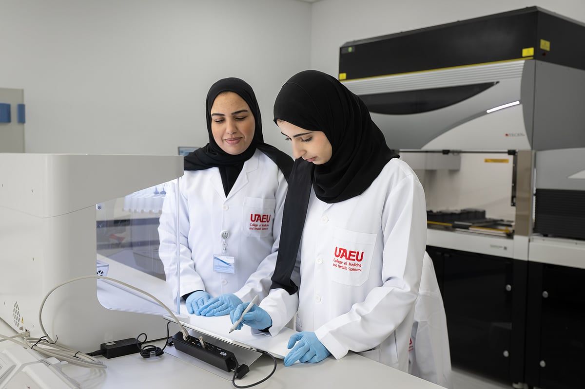 Alzheimer, Parkinson Tedavilerini Keşfetmek için Kök Hücre Tedavisi, 3D 'Basılı' Organlar Kullanan BAE Öğrencileriyle Tanışın