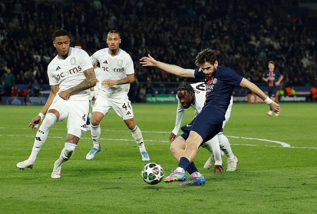 Aston Villa Patronu Emery, Paris'teki Yenilgiye Rağmen Yükselişini Sürdürüyor