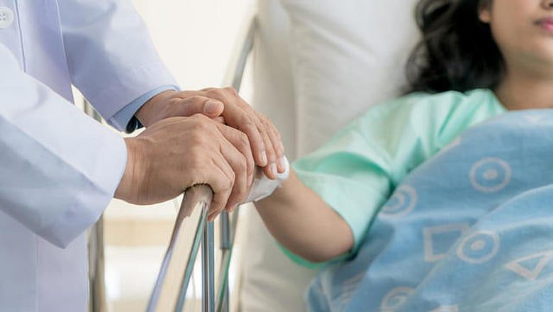 BAE'deki Birçok İşyeri, Yas Tutan Ebeveynleri Desteklemek için Düşük Yapma İznini Zorluyor