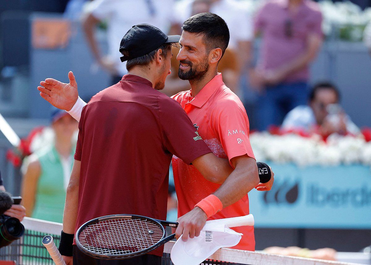 Djokovic, İkinci Turda Düştükten Sonra Madrid'e Veda Etti