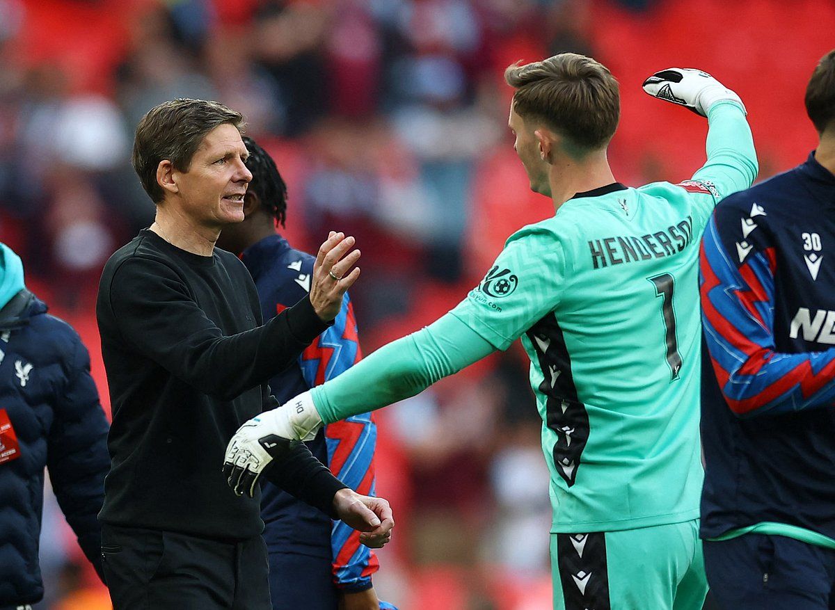 Fa Cup Finalistleri Sarayı, Glasner'a Olan İnancını Koruduğu için Ödüllendirildi