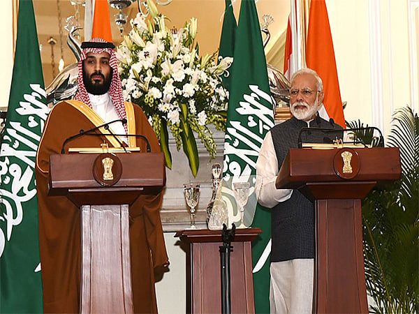 Hindistan Başbakanı Modi, İlişkileri Güçlendirmek için Suudi Arabistan'ı Ziyaret Etti