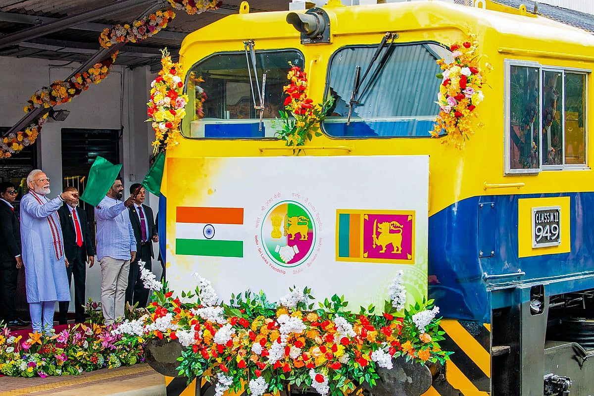 Hindistan'ın Adani'si Dev Sri Lanka Konteyner Terminalini Açtı