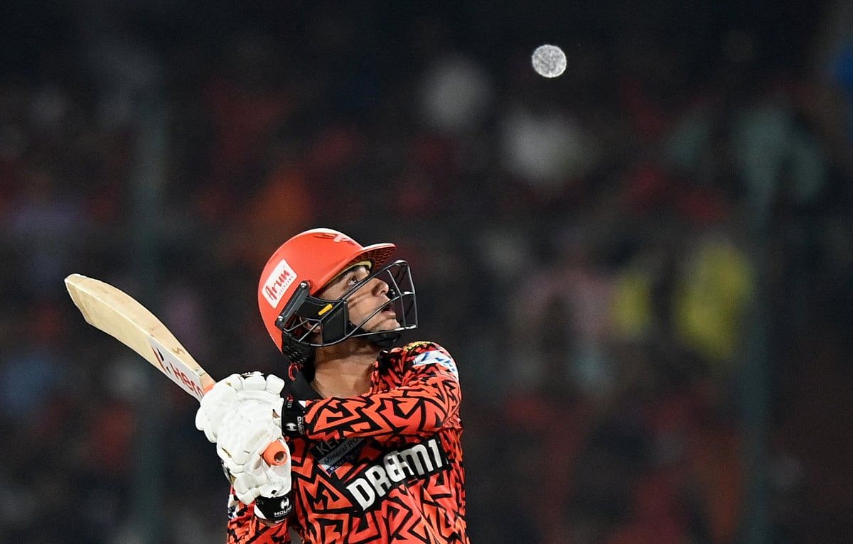Ipl 2025: Haydarabad Pencap'a Karşı 246'yı Kovalarken Abhishek 141'i Parçaladı