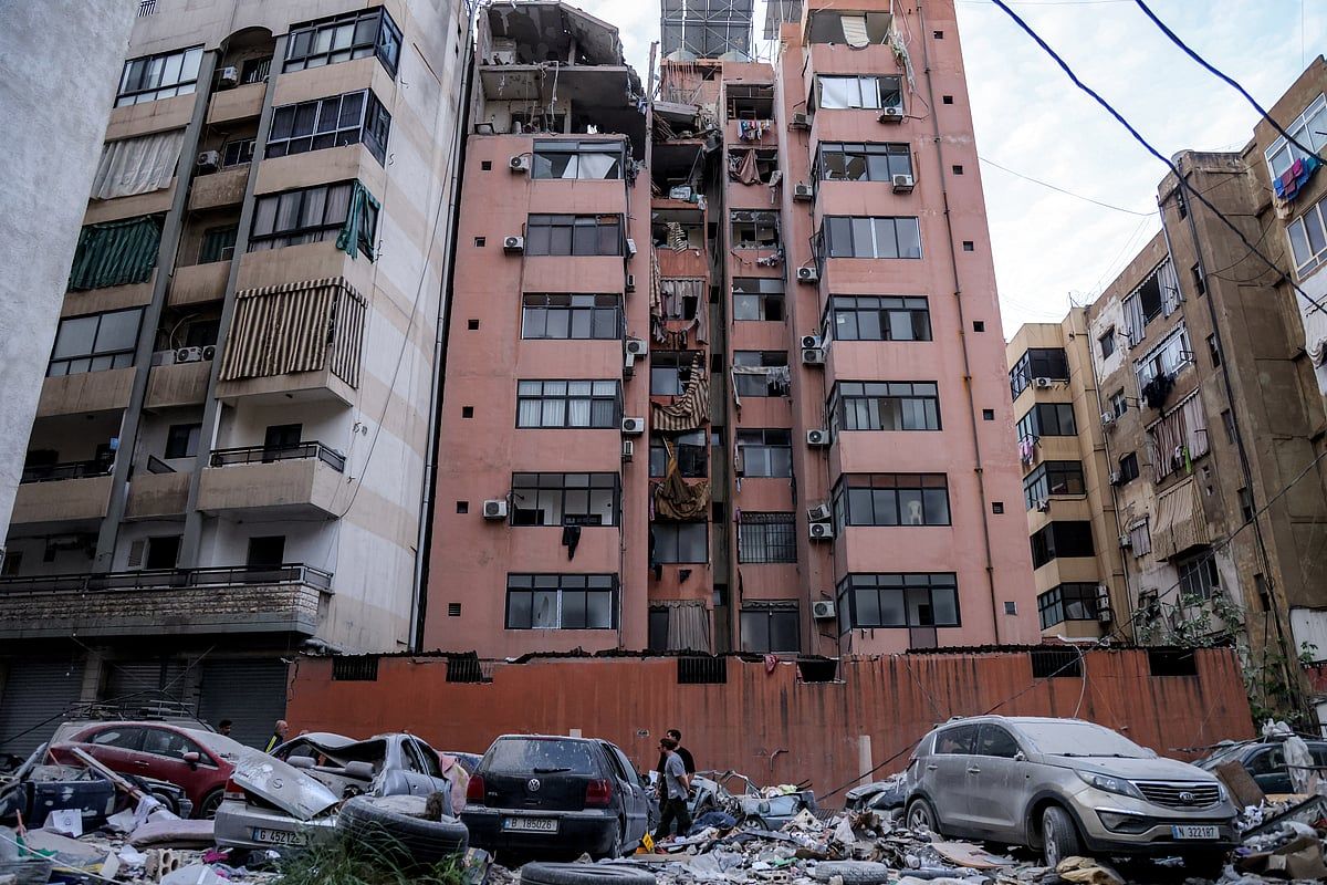 İsrail'in Beyrut'a Saldırısında Dört Ölü Arasında Hizbullah Yetkilisi