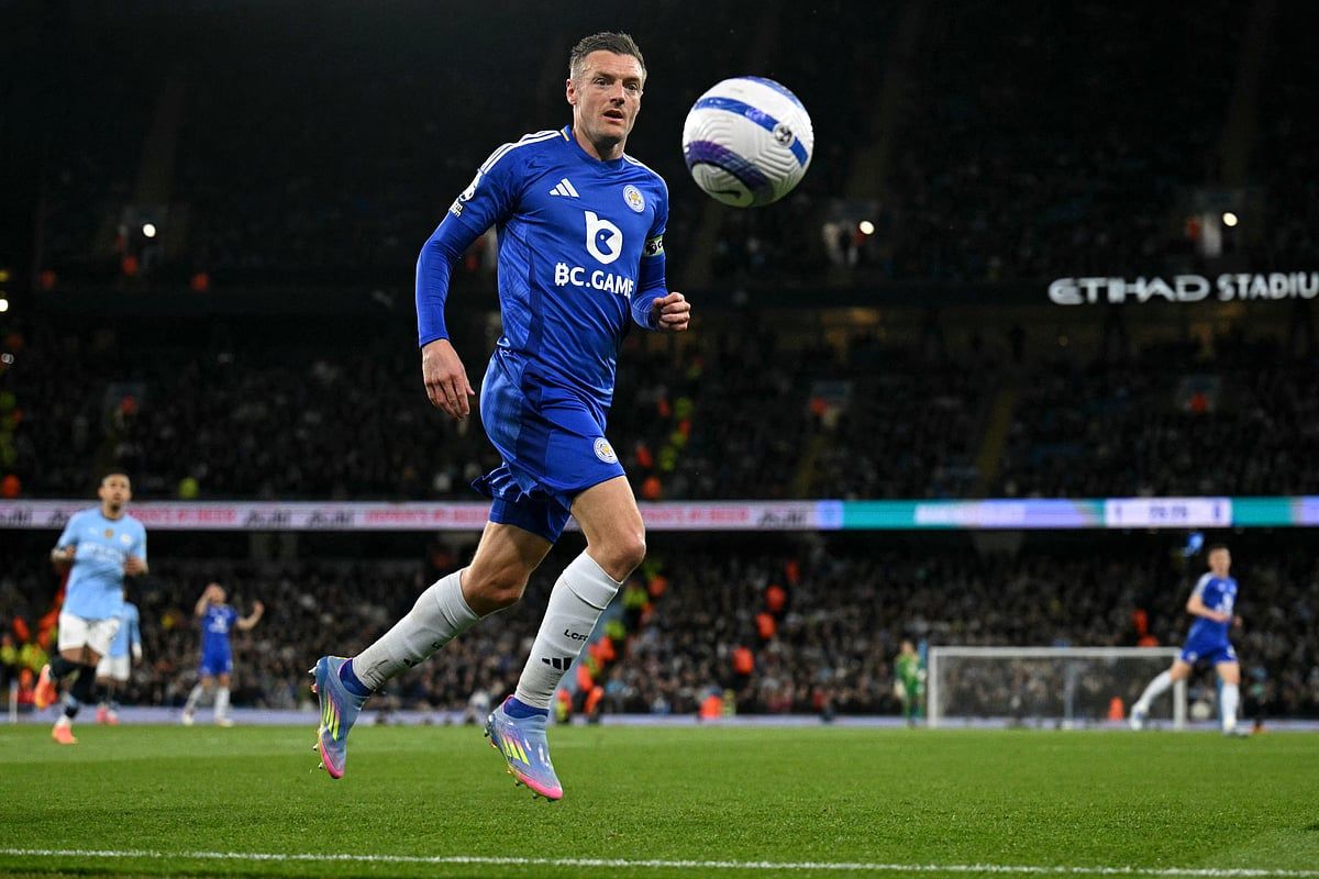 Leicester İkonu Vardy, 13 Sezonun Ardından Kulübe Veda Etti