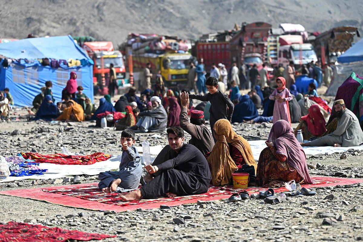 Pakistan'dan Zorla Göç Ettirilen Mülteciler Nedeniyle Afgan Müzisyenler Tehlikeyle Karşı Karşıya
