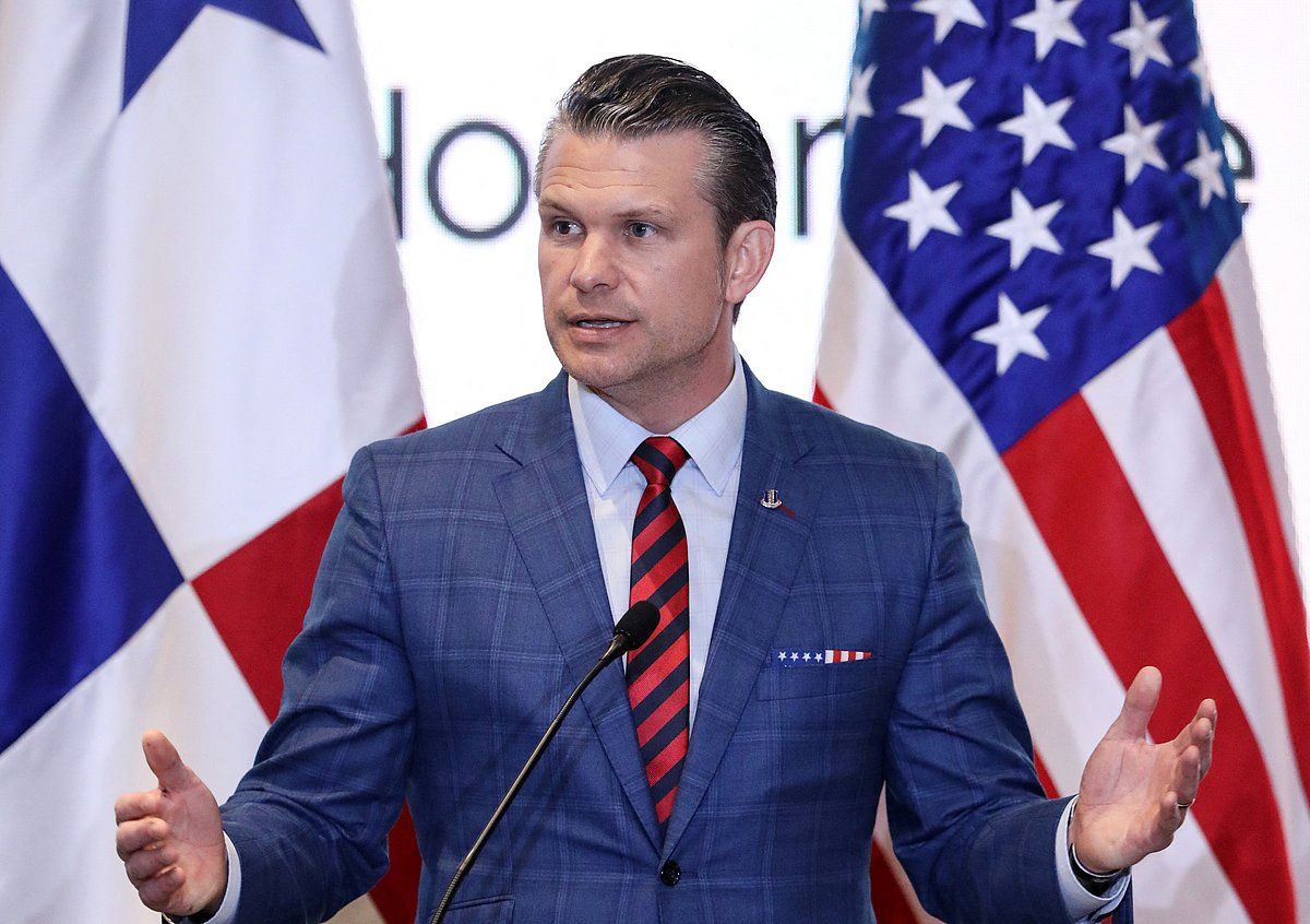 Pentagon Başkanı, ABD'nin Panama Üslerini 'Canlandırabileceğini' Söyledi