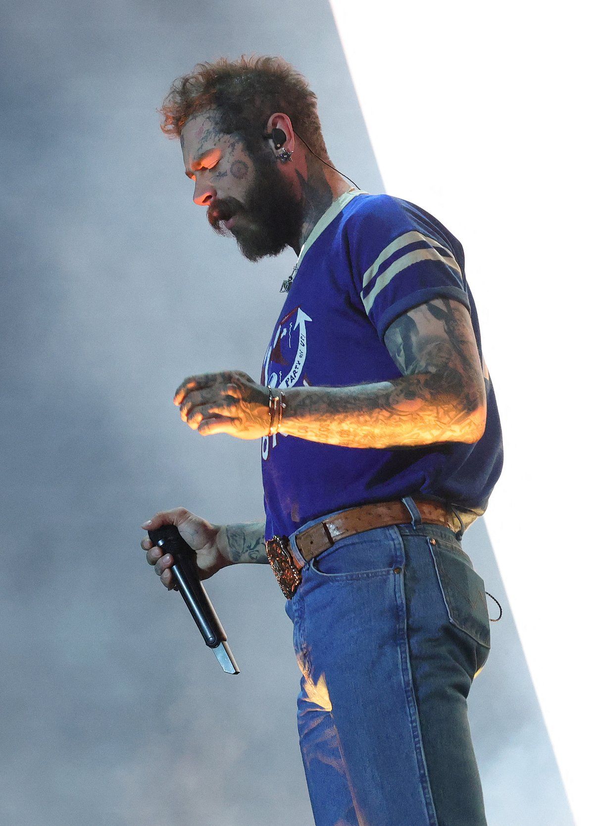 Post Malone, Coachella'yı Tür Akıcı Performansla Sarar