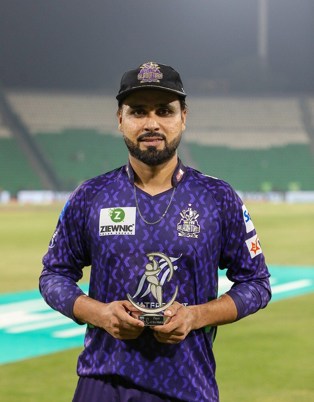 Psl 2025: Faheem Eşref, Quetta'nın Peşaver'i Yenmesiyle Şovu Çaldı