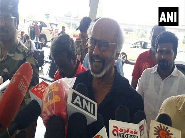 Rajinikanth, 'iyi Kötü Çirkin'in Başarısı için Ajith'e en iyi dileklerini sunar