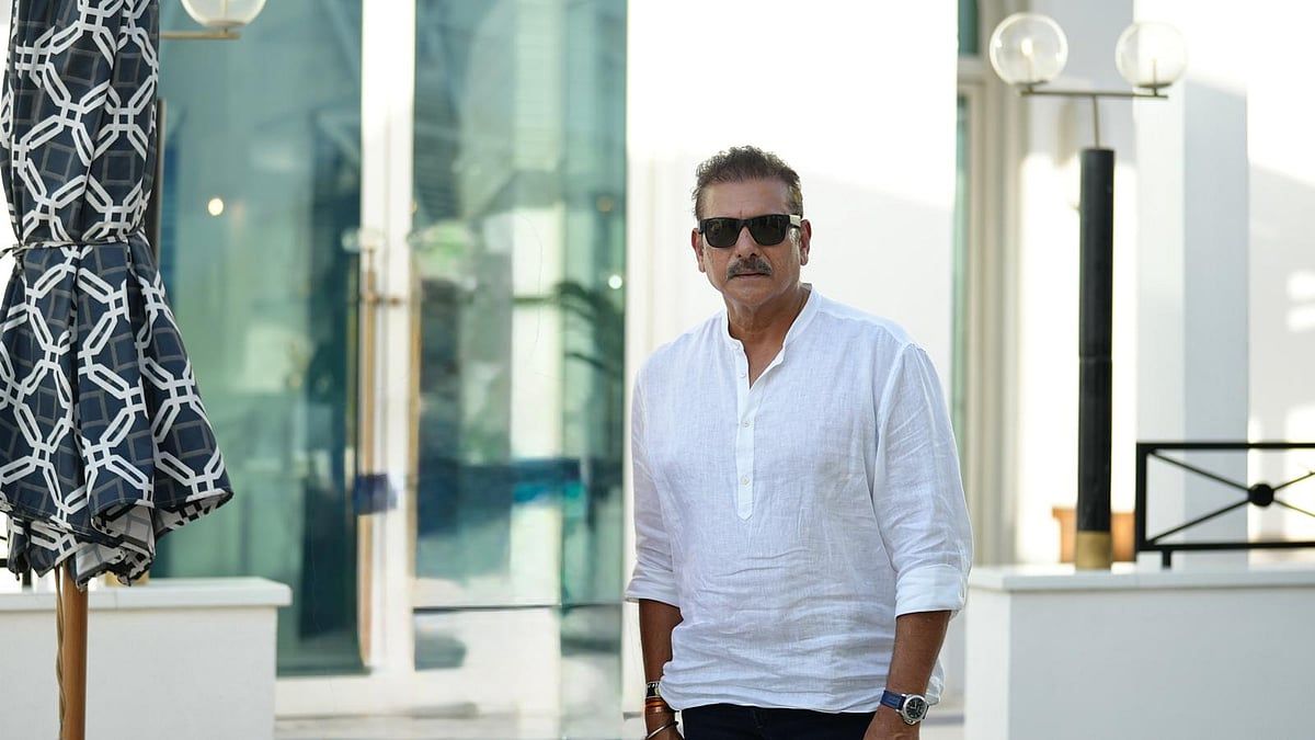 Ravi Shastri, Şeyh Muhammed'i Dubai'nin Servetini Dönüştürdüğü için Selamlıyor
