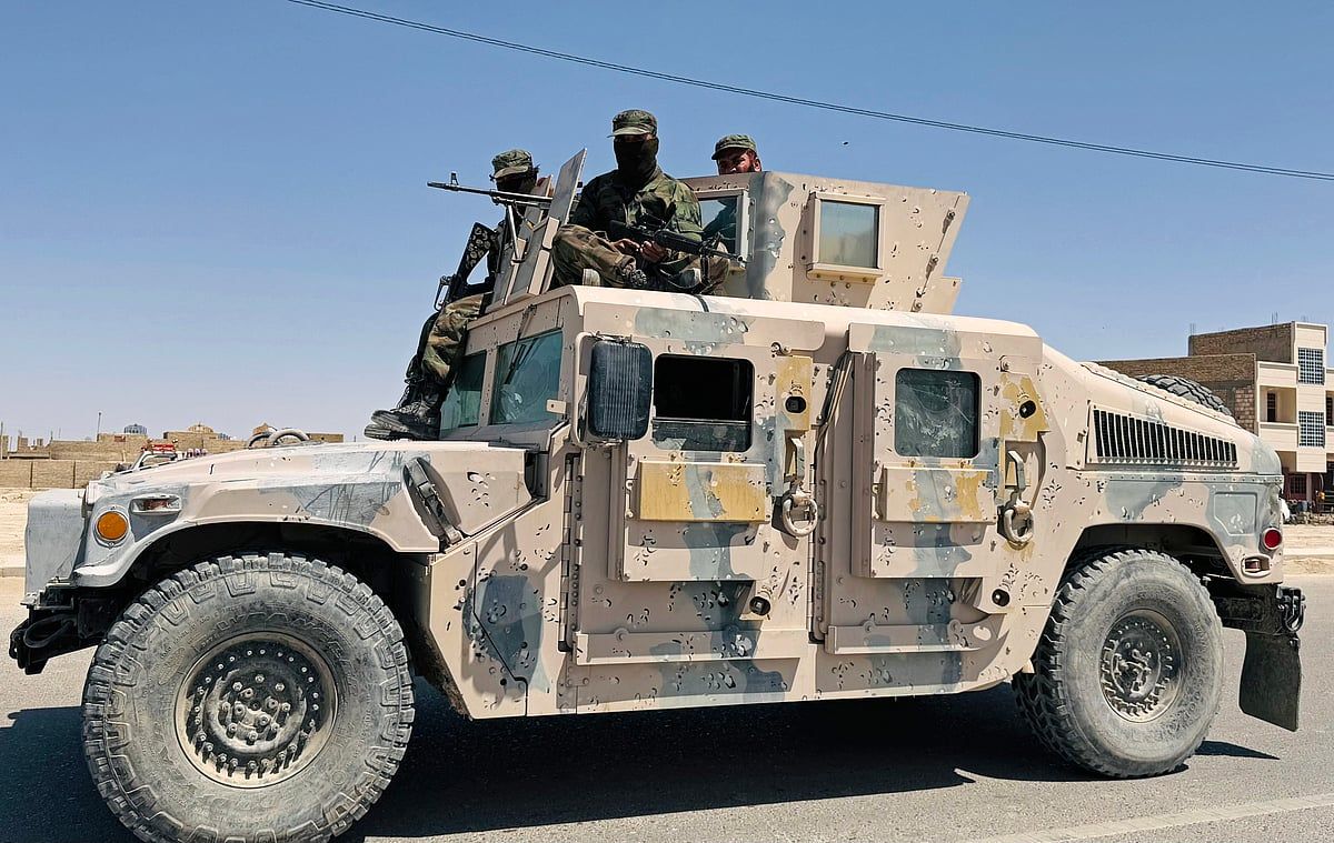Rusya, Taliban'ın 'Terör' Etiketini Isınan Bağların Ortasında Hurdaya Çıkardı