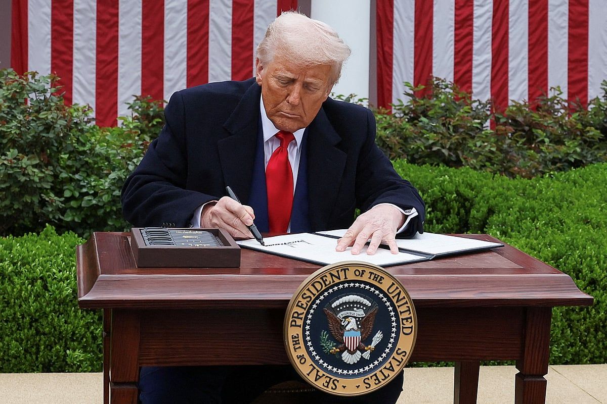 Trump Tarifeleri 5 Nisan 9'da Başlayacak: Beyaz Saray