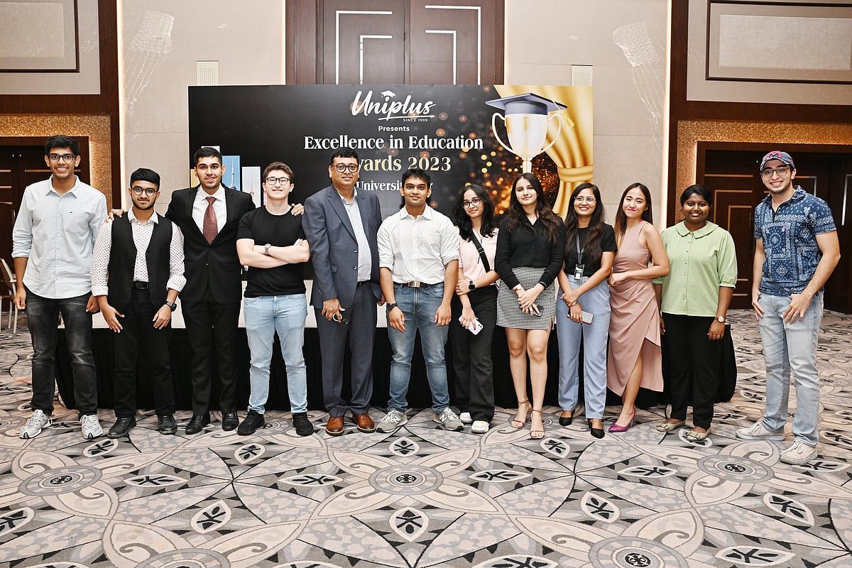 Uniplus Üniversitesi Burs Fuarı 2025'te Küresel Fırsatları Keşfedin