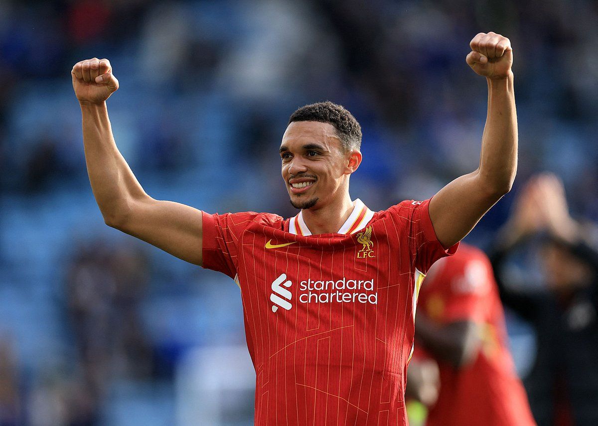Van Dijk, Liverpool'dan Ayrılırsa Alexander-Arnold'un Severek Hatırlanacağını Söylüyor
