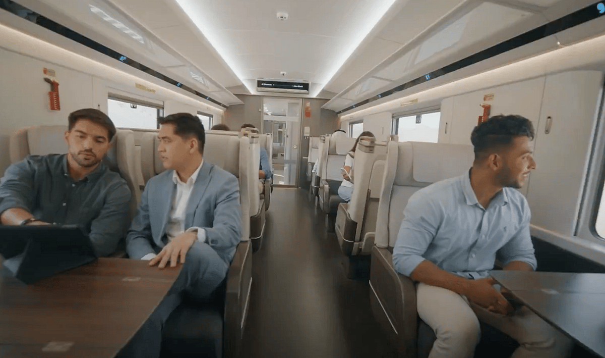 2026'da Etihad Raylı Yolcu Treni Hizmeti: Ücretsiz Wifi, istasyonlar, Seyahat Süresi; Bilmeniz Gereken Her Şey