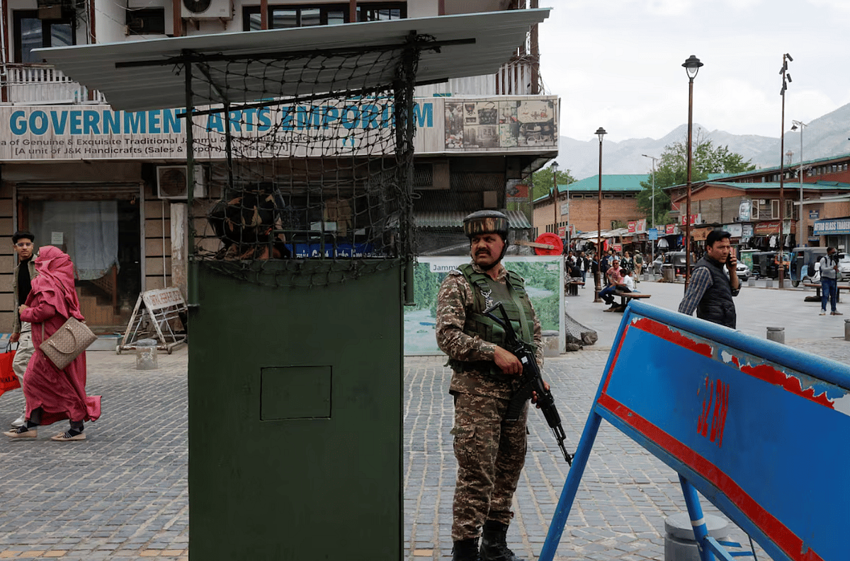 ABD Dışişleri Bakanı Pakistan Başbakanını ve Hindistan Fm'sini Ayrı Ayrı Aradı, Ülkeleri Gerilimi Azaltmaya Çağırdı