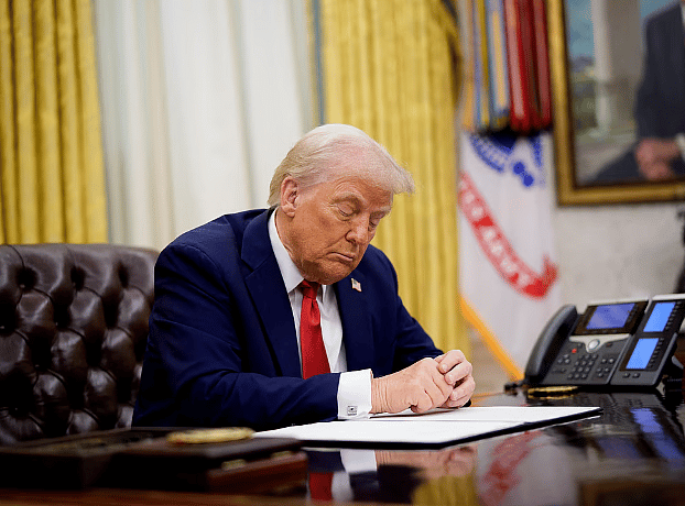 ABD, Körfez Ziyareti Sırasında Trump'ın Açıklamasının Ardından Suriye'ye Yönelik Yaptırımları Resmen Kaldırdı