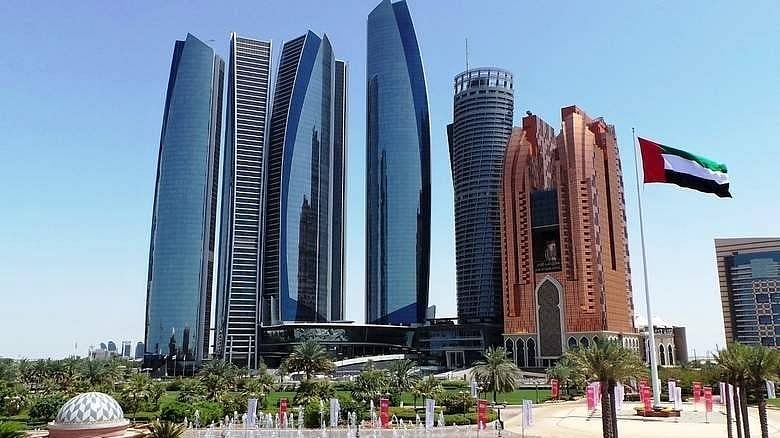 Abu Dabi Gsyih'sının Bu Yıl %2,5 Oranında Artması Bekleniyor