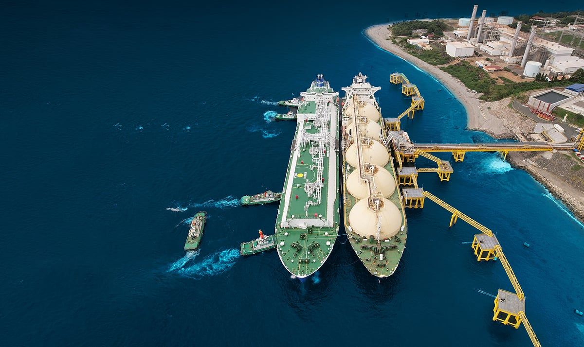 Adnoc L &amp; S'nin İlk Çeyrek Geliri %41 Artarken Favök %20 Arttı%