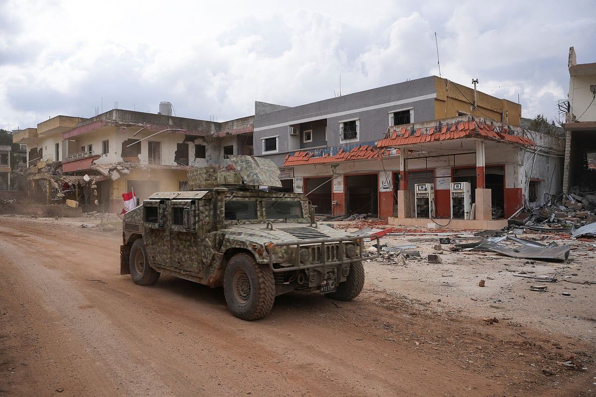 Bakanlık, İsrail'in İnsansız Hava Aracı Saldırılarının Güney Lübnan'da iki Kişinin Hayatını Kaybettiğini İddia Ettiğini Söyledi