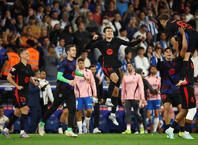 Barcelona, Espanyol'da 2-0 Kazandıktan Sonra 28. Laliga Şampiyonluğunu İddia Etti