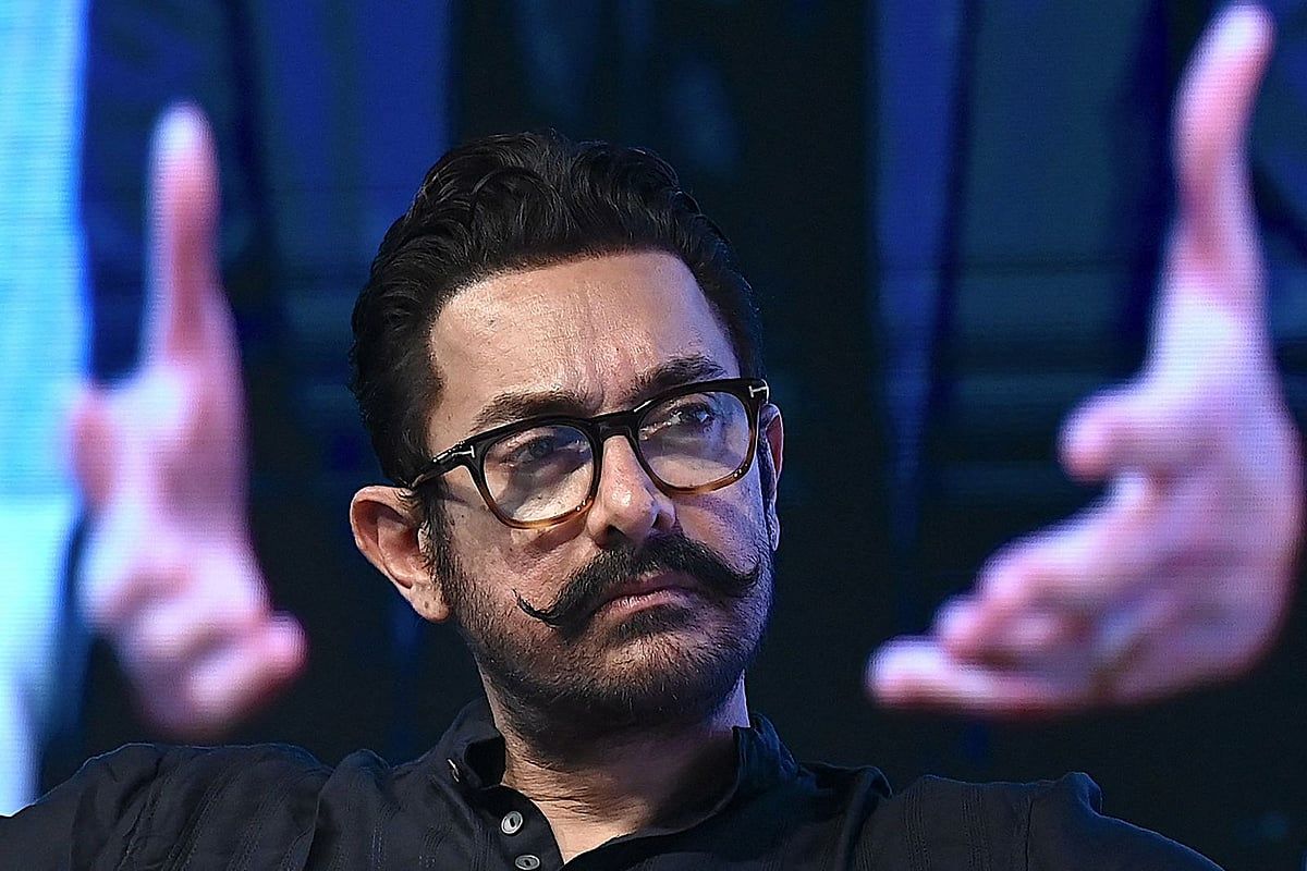 Bollywood Oyuncusu Aamir Khan'ın 'Sitaare Zameen Par'ı İlk Posteri Düşürdü