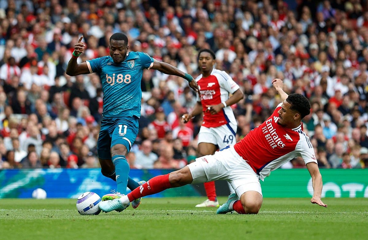 Bournemouth Arsenal'i Sersemletti, Aston Villa Şampiyonlar Ligi Umutlarını İyileştirdi