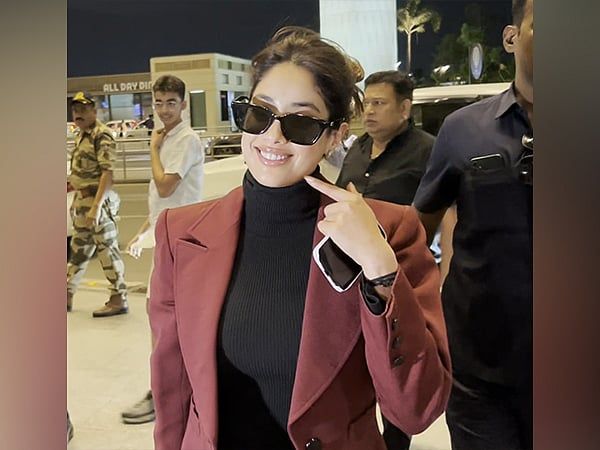 Cannes Film Festivali 2025: Janhvi Kapoor İlk Kez Sahneye Çıkıyor