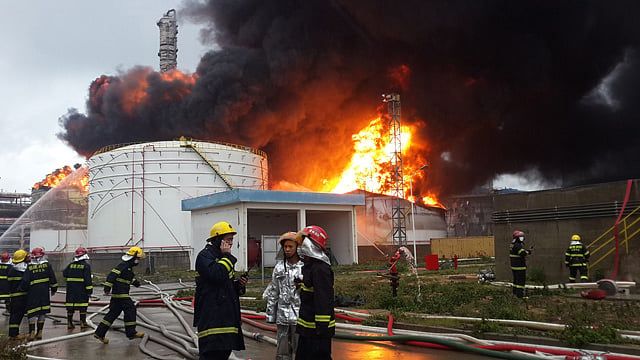 Çin Kimya Fabrikasında Meydana Gelen Ölümcül Patlamanın Ardından Bölge Sakinleri Güvenli Bir Yere Tahliye Edildi