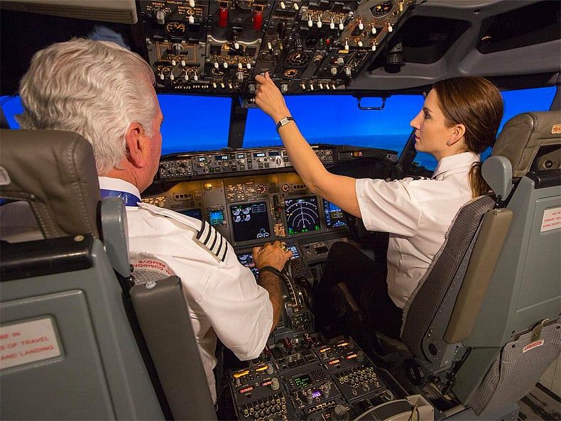 Dubai işleri: Emirates Önümüzdeki iki yıl İçinde 1.500'den Fazla Yeni Pilot Kiralayacak