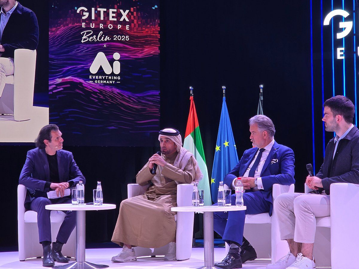 Dubai: Şehirler Özel Sektörü İçermeli, Yapay Zekanın Büyümesi için Adil İlkelere Sahip Olmalı, Diyor Yetkili