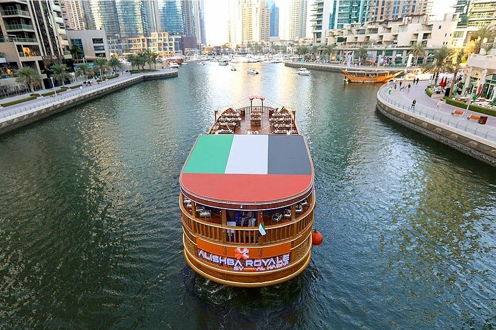 Dubai'nin En Lüks Gösterisine Adım Atın: Alishba Royale, Dubai Marina Limanı'nda Büyük Bir Açılış Yapıyor