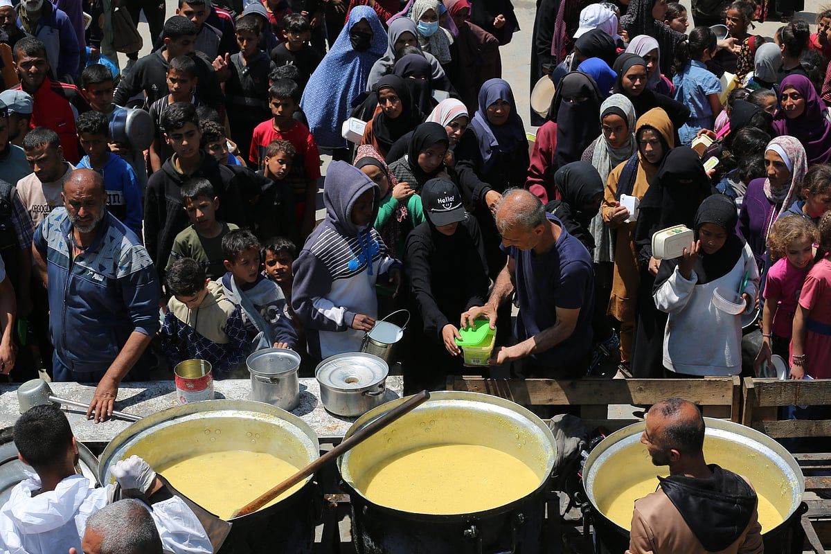 Hamas Yetkilisi, İsrail'in 'Açlık Savaşı' Başlatması Nedeniyle Gazze Ateşkes Görüşmelerinin Anlamsız Olduğunu Söyledi