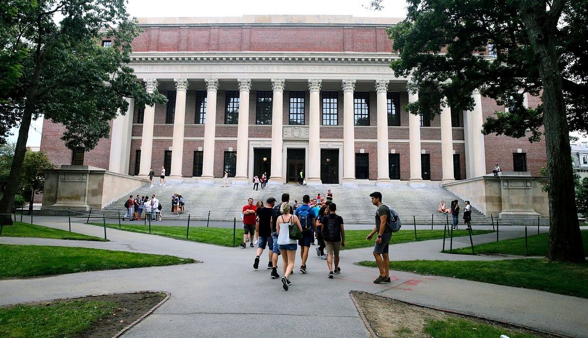 Harvard Row: Trump 'Kazanacağına' Yemin Etti, Fonu Elinden Almakla Tehdit Etti