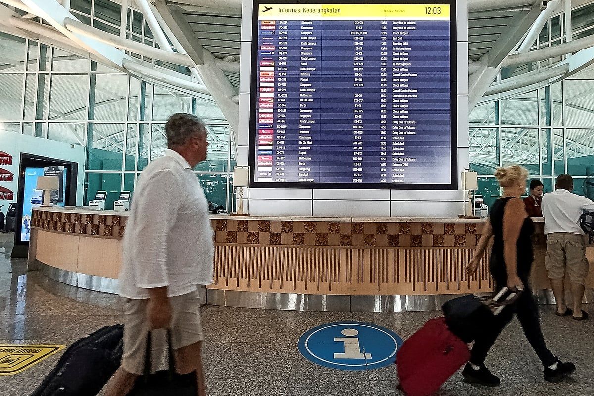 Hindistan-Pakistan Savaşı: Asya Havayolları 'Sindoor Operasyonu'ndan Sonra Yeniden Rota Çiziyor, Uçuşları İptal Ediyor