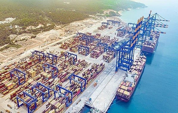 Hindistan'ın Limanları Yeni Bir Küresel Ticaret Çağını Nasıl Yönlendiriyor?