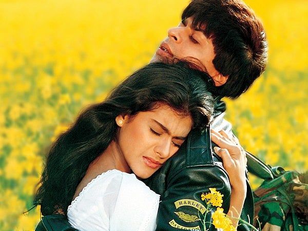 Hint-Pak Gerginliği: Srk, Kajol'un Londra'da Sergilenen 'Ddlj' Heykeli Ertelendi