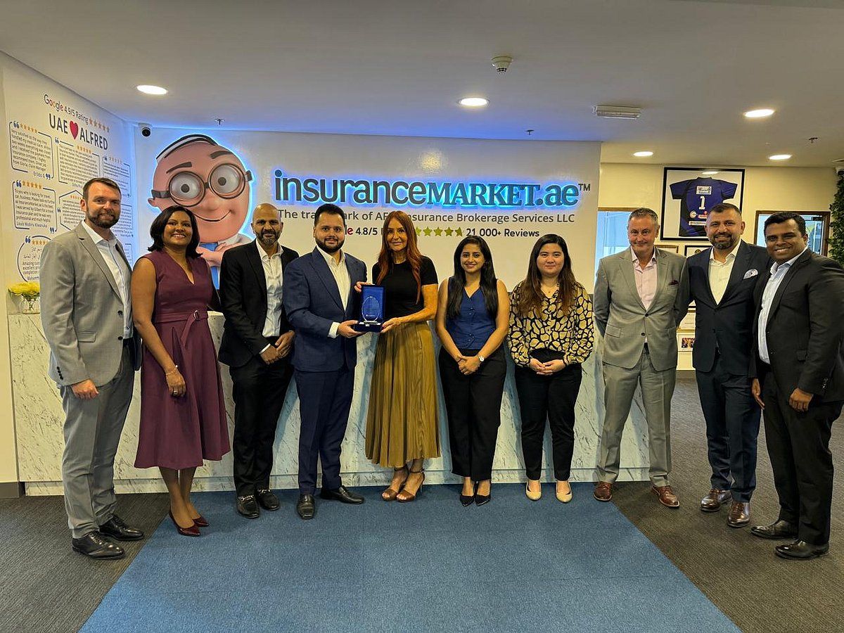 Insurancemarket.ae Çığır Açan Performansıyla Allianz Yükselen Yıldız Ödülü'nü Aldı