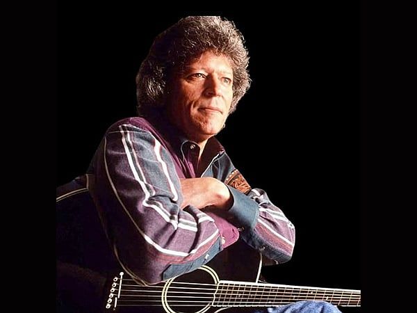 İspanyol Country Müzik İkonu Johnny Rodriguez 73 Yaşında Öldü