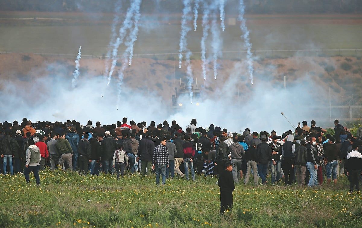 İsrail, Görüşmelerde İlerleme Kaydedilmemesi Üzerine 'Kapsamlı' Gazze Saldırılarının Başladığını Duyurdu